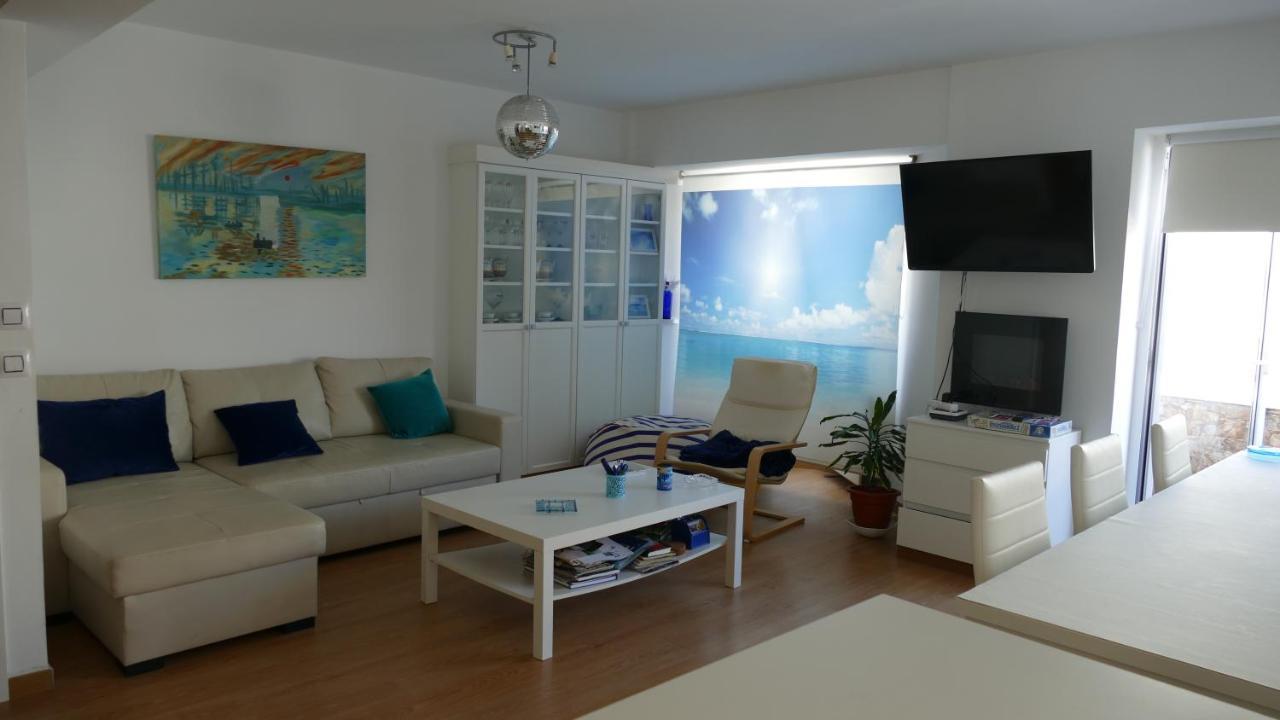 Apartmán Piso En Santa Cristina, A 150 M De La Playa Oleiros Exteriér fotografie
