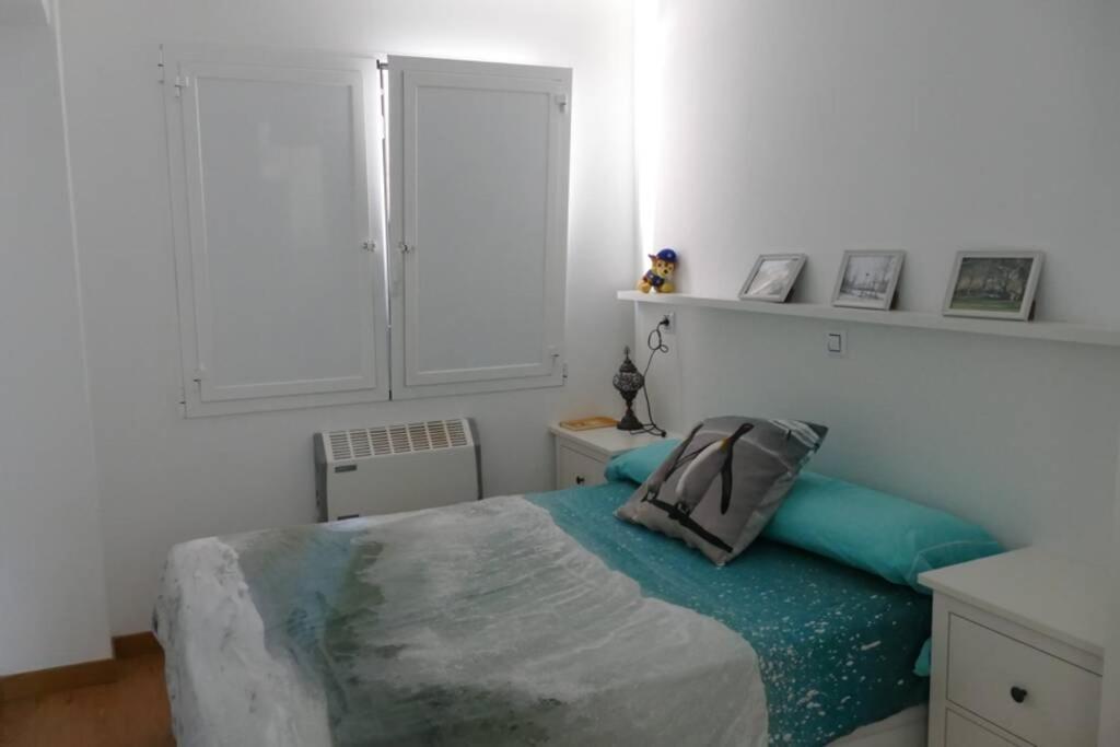 Apartmán Piso En Santa Cristina, A 150 M De La Playa Oleiros Exteriér fotografie